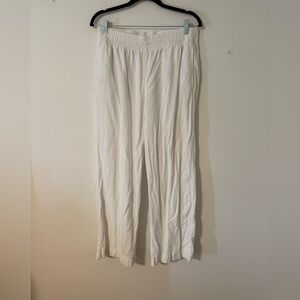 Women’s Old Navy wide leg linen blend pants